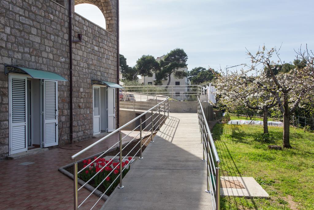 דוברובניק Guest House Eight Roses מראה חיצוני תמונה