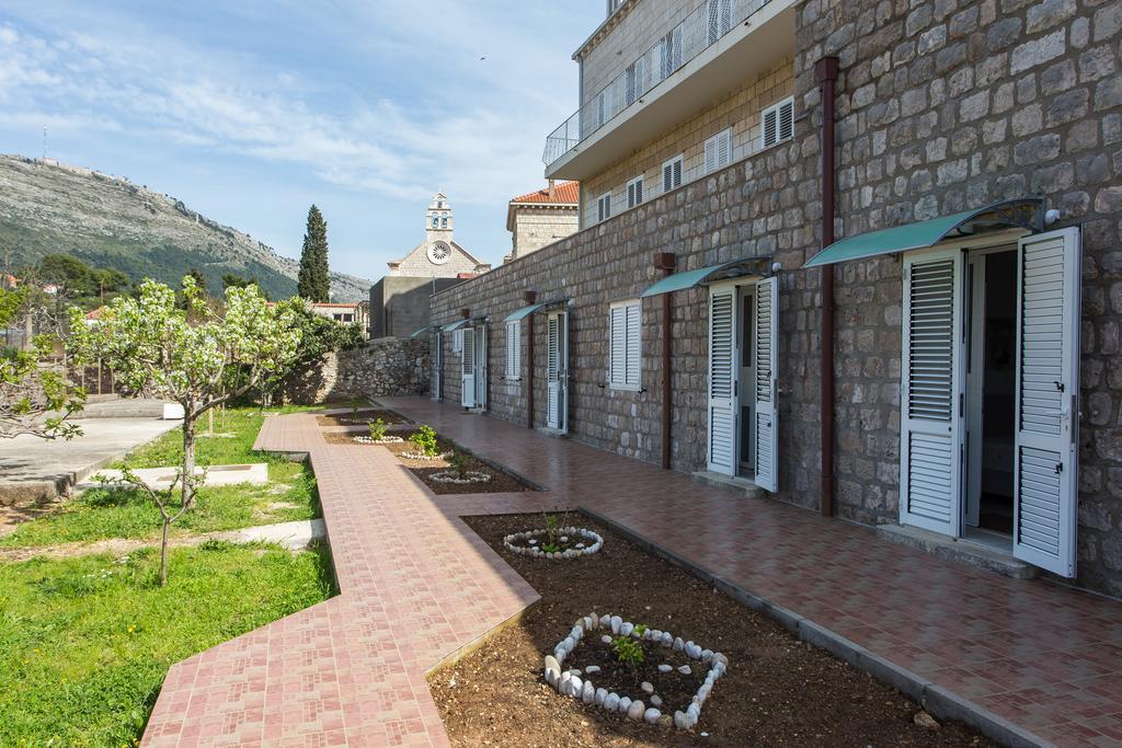 דוברובניק Guest House Eight Roses מראה חיצוני תמונה